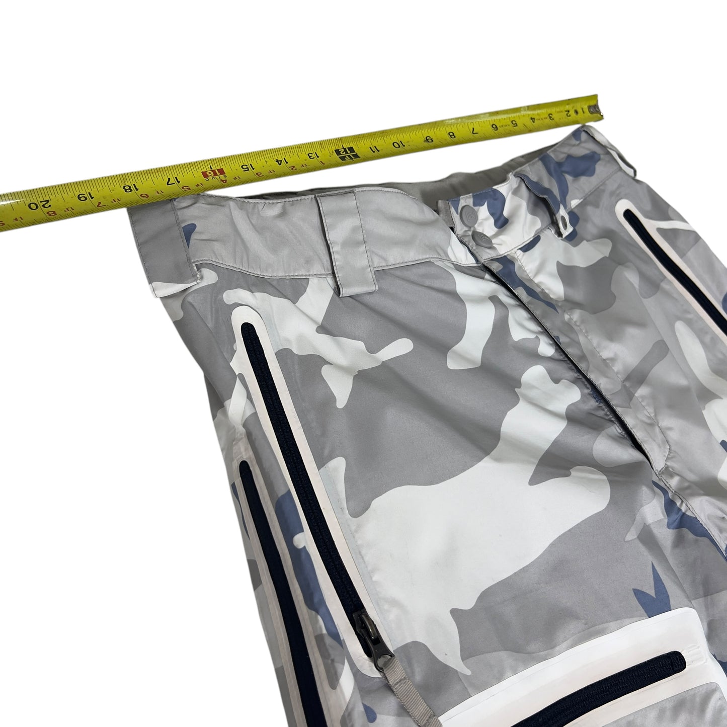 Burton AK Snow Camo pants men’s Large