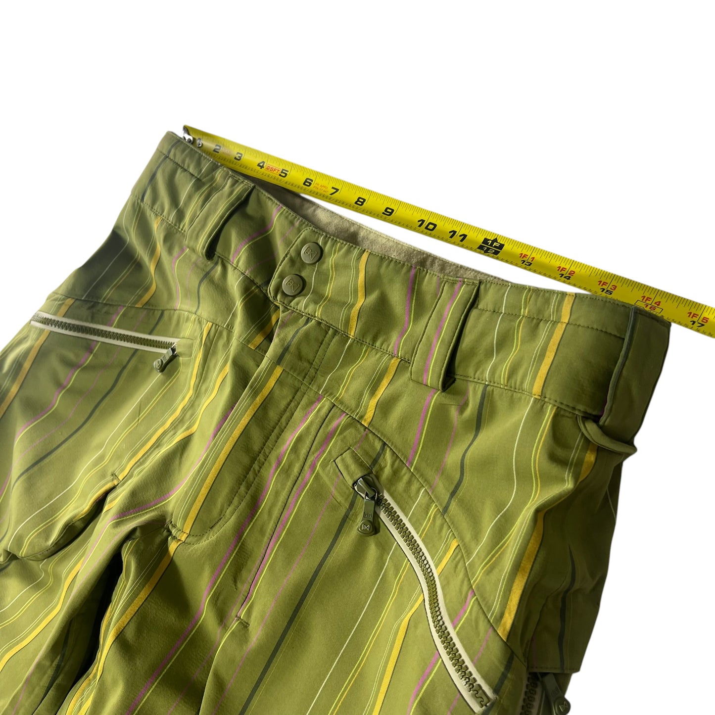 Burton AK snowboard pants men’s large