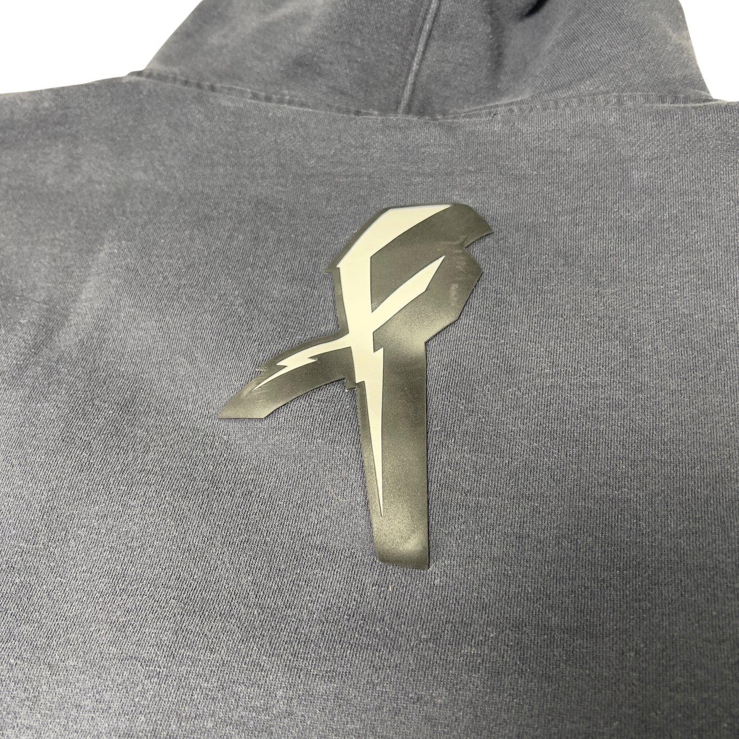 Forum Snowboards Rubber Logo Hoodie Men’s Medium