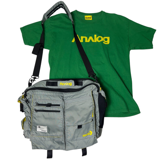 2004 Burton Analog Messenger DJ bag and 2004 T-Shirt (large) bundle snowboard