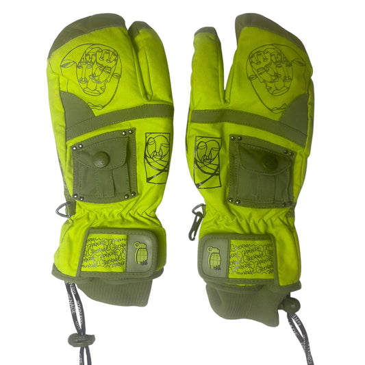 Grenade Danny Kass Snowboard Mitts Size Medium