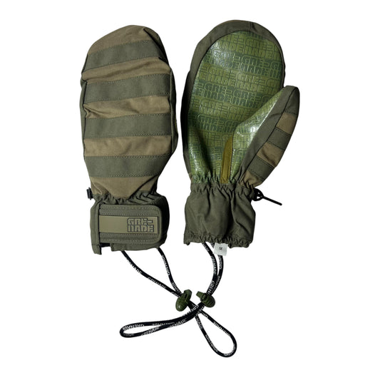 Grenade Mittens Men’s Medium unworn