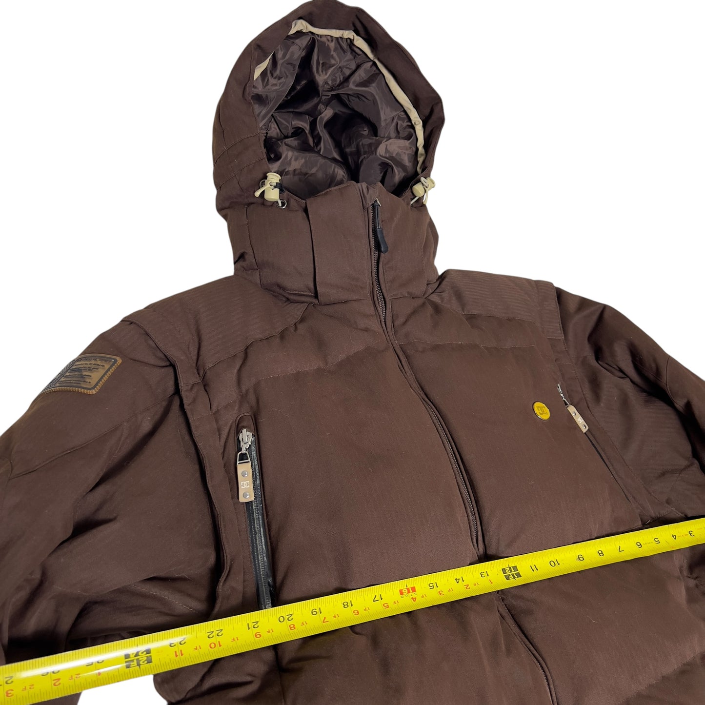 D.C. Mtn Lab snowboard puffer Men’s M/L (no tag)