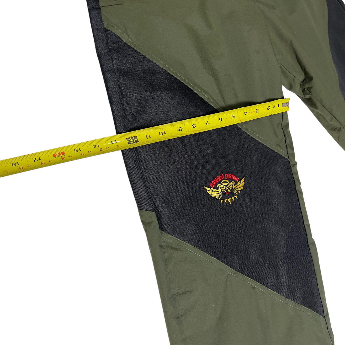 Bamboo Curtain 90s snowboard pants Medium fit