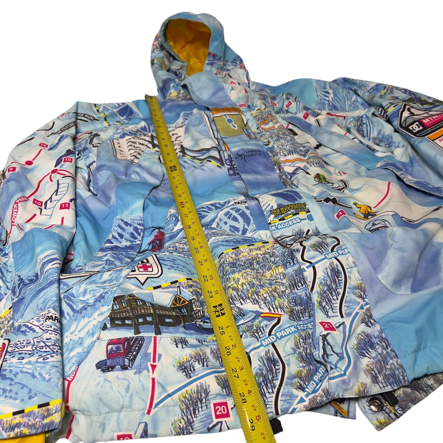DC Mtn Lab jacket Men’s Large