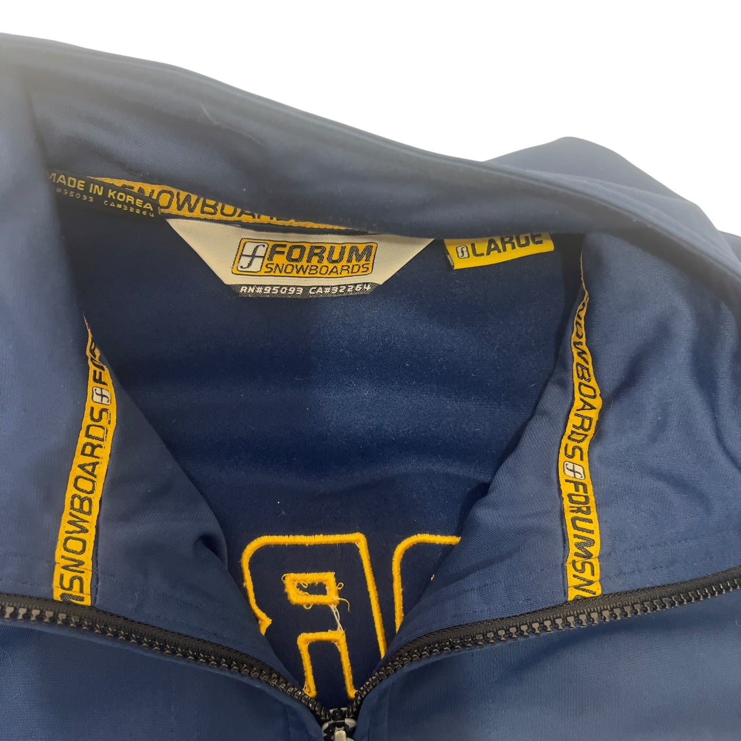 Forum Snowboards track jacket men’s large