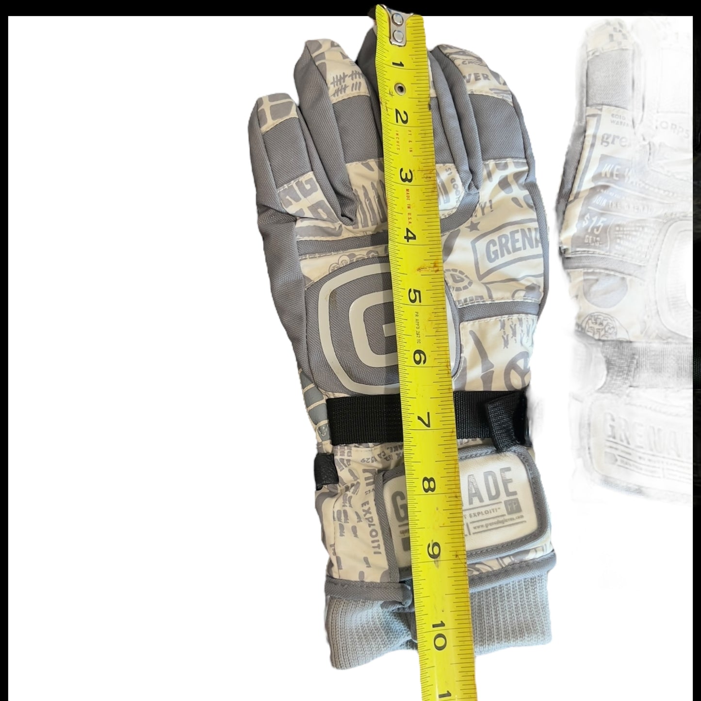 Grenade snowboard Gloves unworn S/M