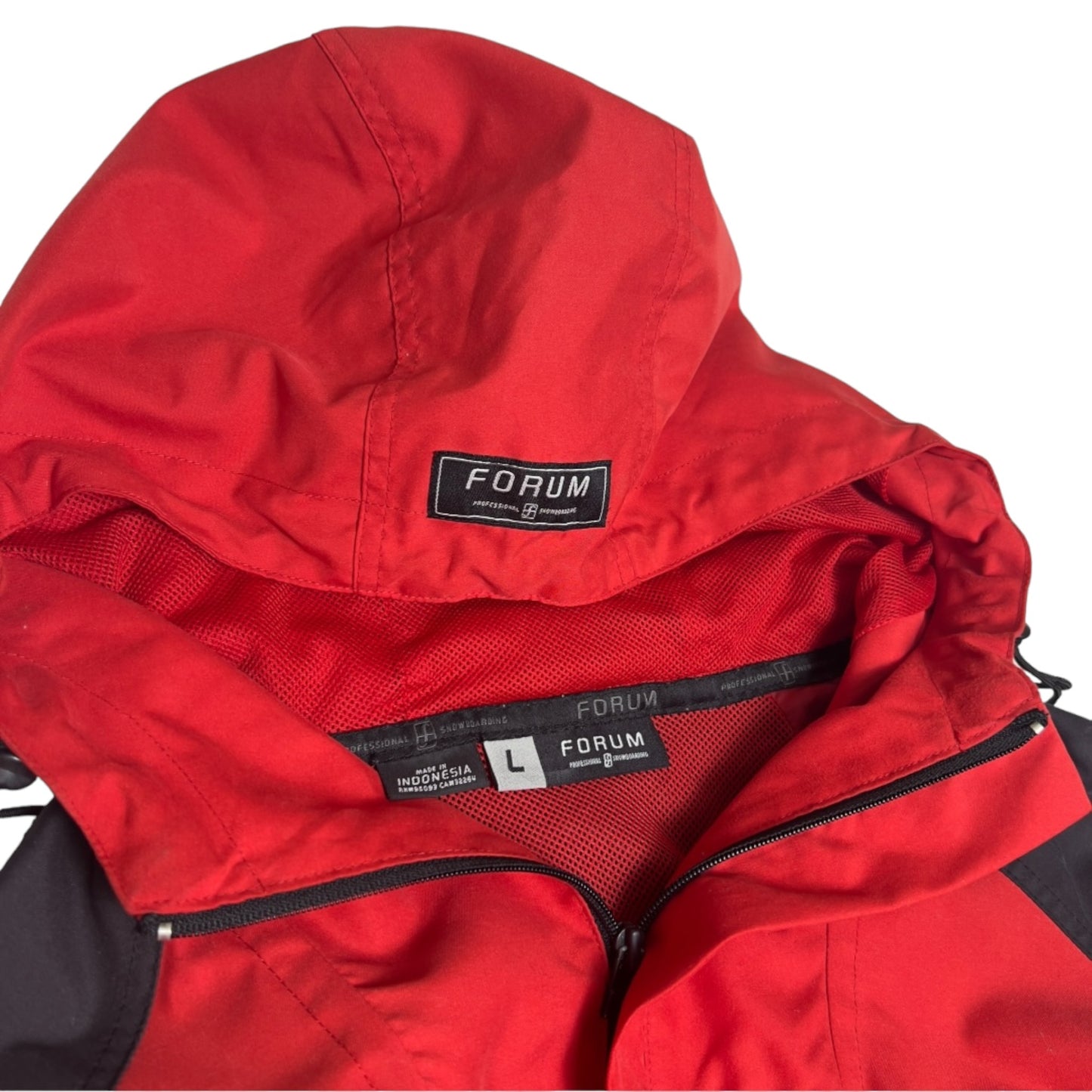 Forum Snowboards Red Shell Men's Large